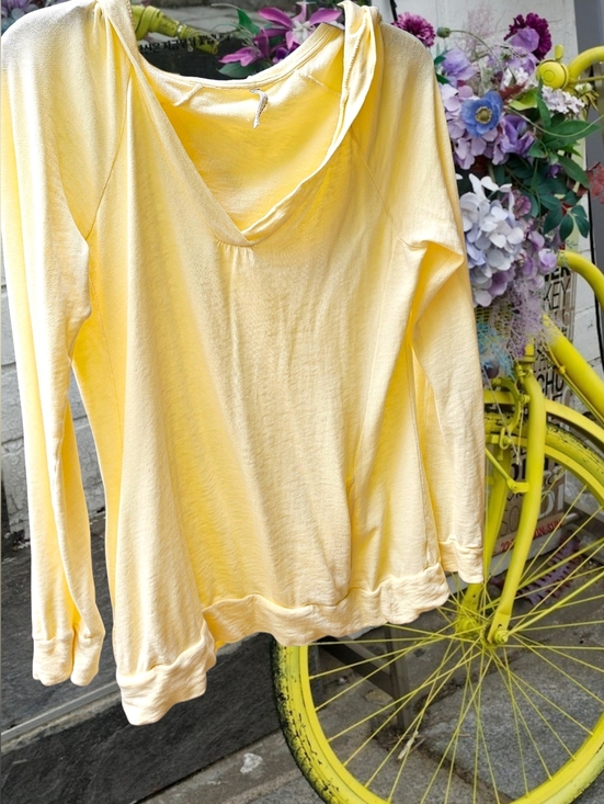 Old Navy Tops - Old Navy Women's Lightweight Yellow Hooded V-Neck Sweatshirt